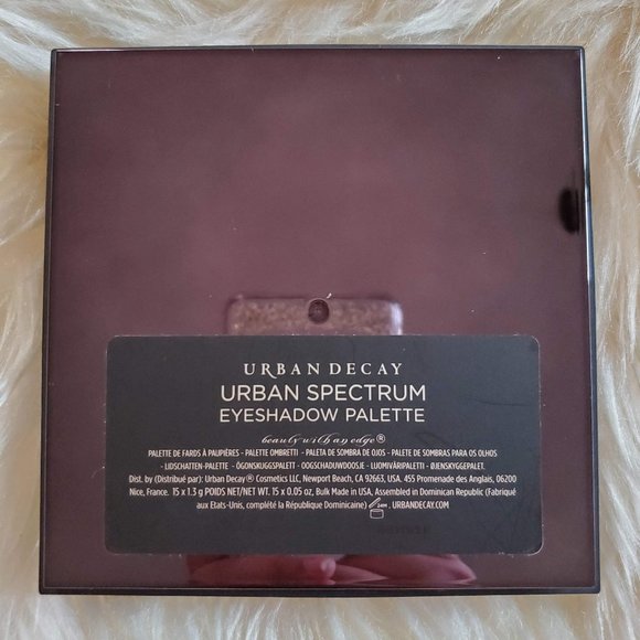 UD "Urban Spectrum" Eyeshadow Palette - Picture 2 of 3